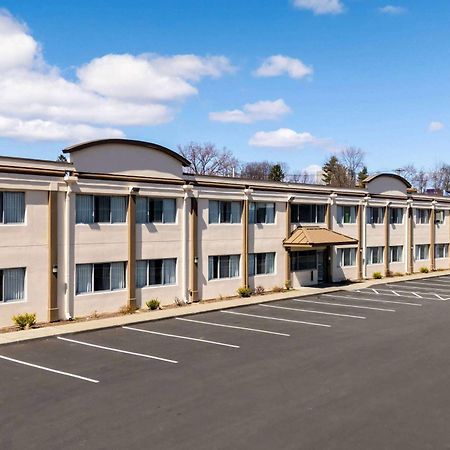 Days Inn By Wyndham Albany Suny Exterior foto